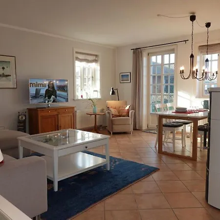 Hues Dikstian- 3 Alkersum