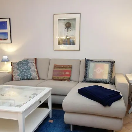 Hues Dikstian- 3 * Alkersum